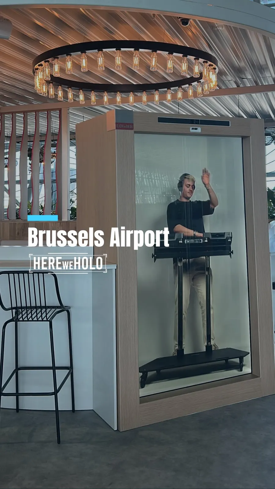 Vaste Holobox op Brussels Airport, Holobox HEREweHOLO